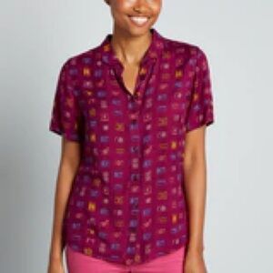 Such a Shutterbug Button-Up Top - Burgundy / 22 (UK)